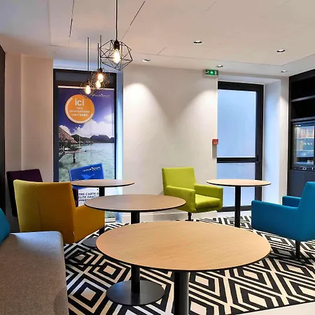 מלון Mercure Gare De L'est 4*