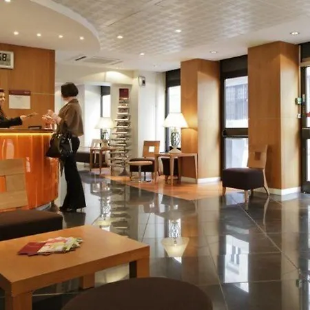 Mercure Gare De L'est מלון 4*