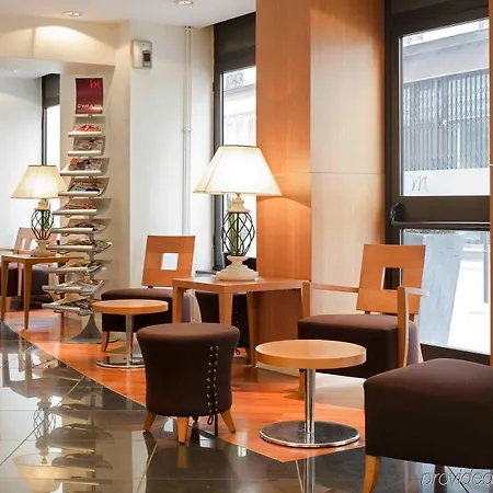 מלון Mercure Gare De L'est 4*