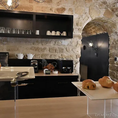 מלון Mercure Gare De L'est 4*