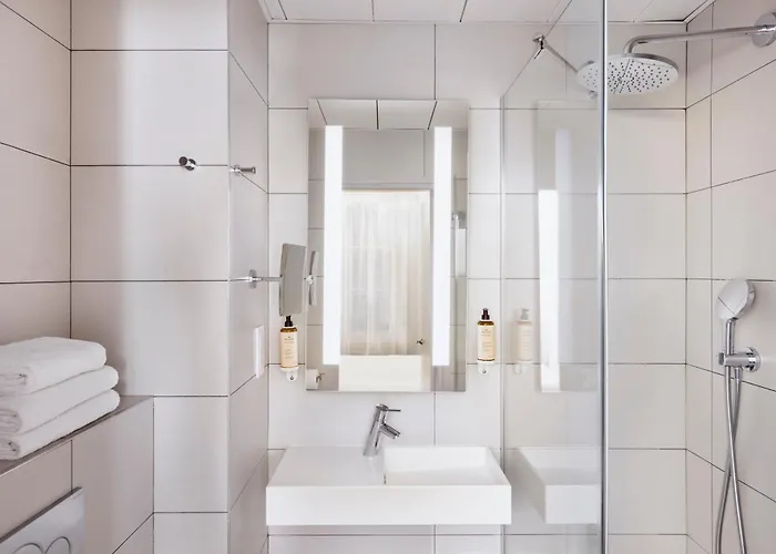 East Side House Paris, A Member Of Radisson Individuals Parijs